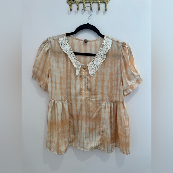 FARM Rio Tops - FARM RIO, Orange and White tie die, Peplum Blouse with Peter Pan Collar, Size G